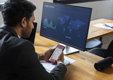 Time and Expense Tracking-min